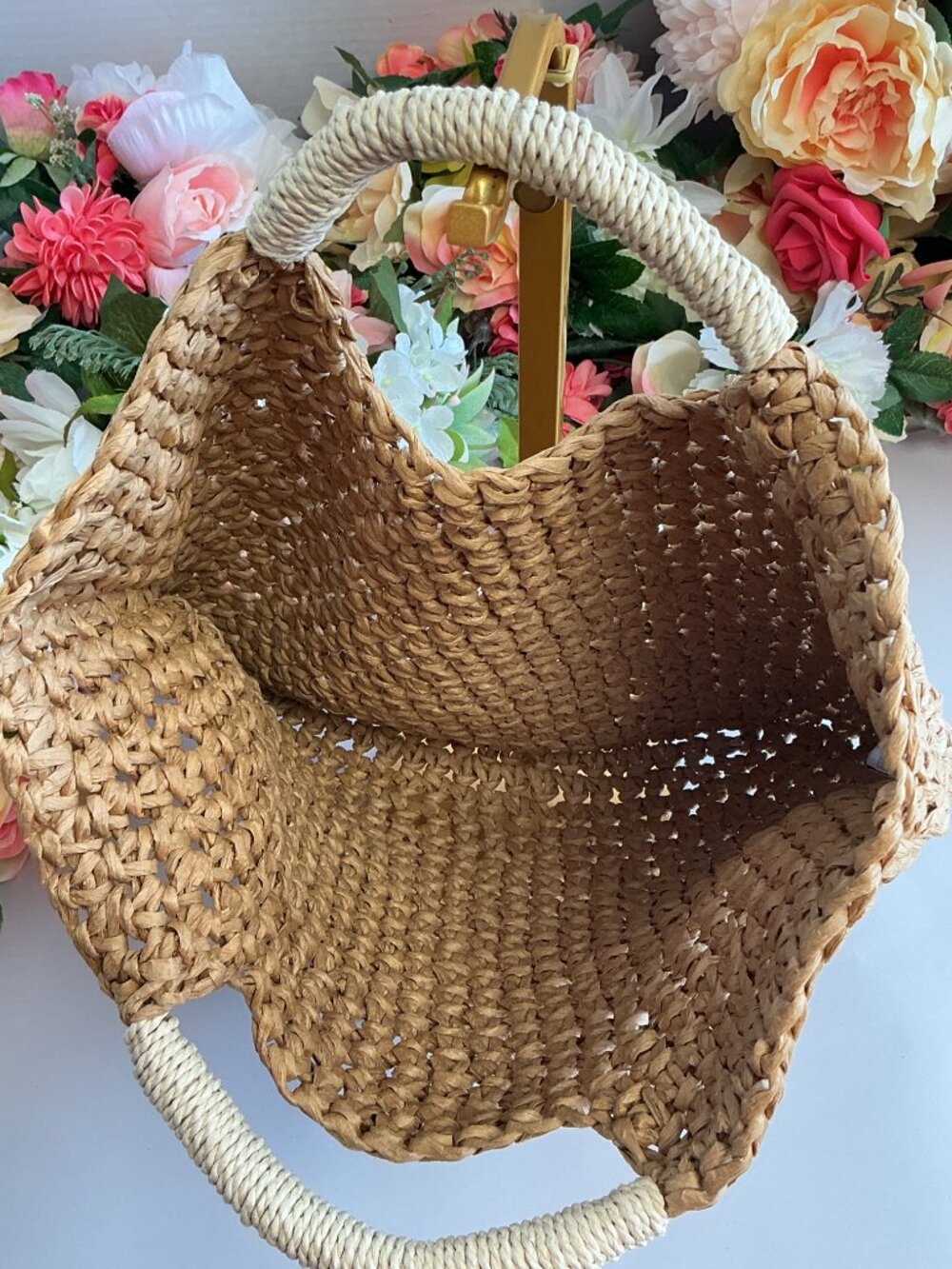 Mark & Graham Woven Straw Tote Natural Tan Ivory Wrapped Handles Coastal Resort - Picture 5 of 11